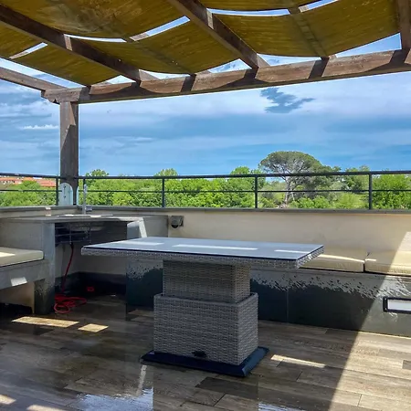 Epic Rooftop Terrace Overlooking Civita Valley